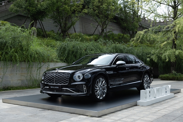 宾利MULLINER：以极致定制筑就超豪华出行之境